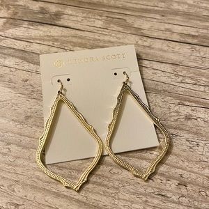 Sophee Drop Earrings NIB